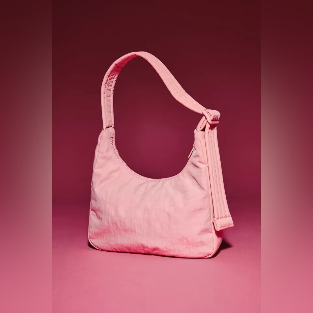 Baggu UO Exclusive ✨ Rose Tan Mini Shoulder Bag
